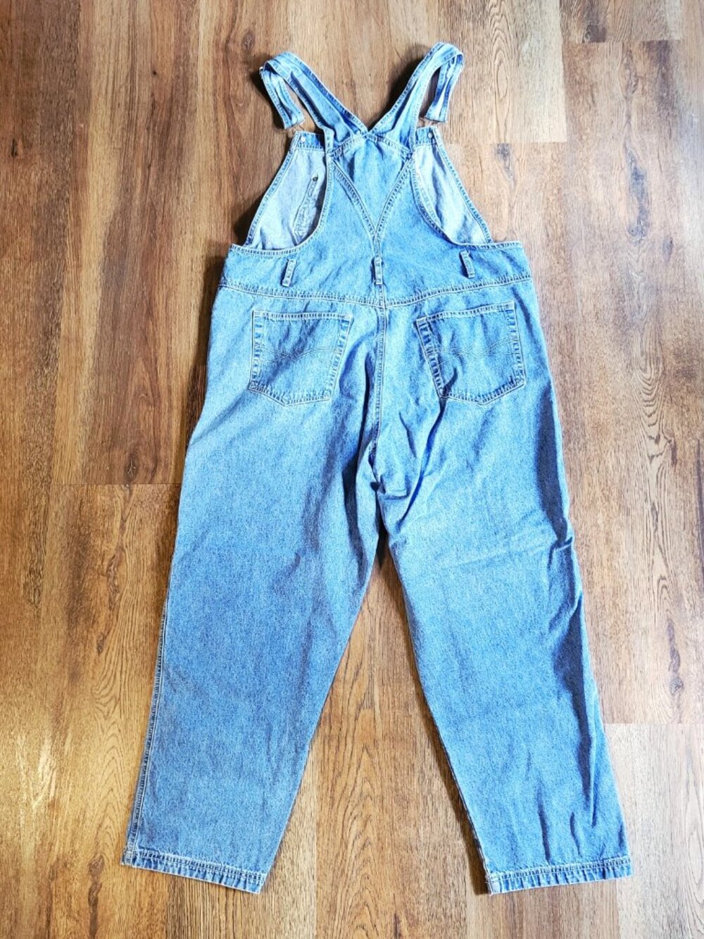 St. John's Bay Bib Overalls Womens Size 18 Blue Denim Retro Vintage Y2K Workwear - Picture 2 of 16